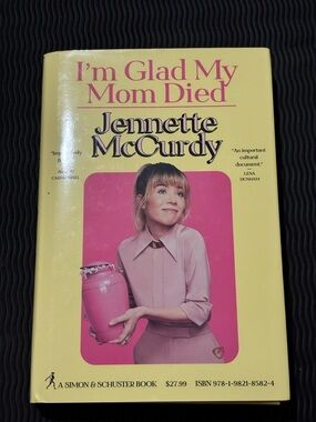 Jennette McCurdy "I'm Glad My Mom Died" - Yellow & Pink Hardcover